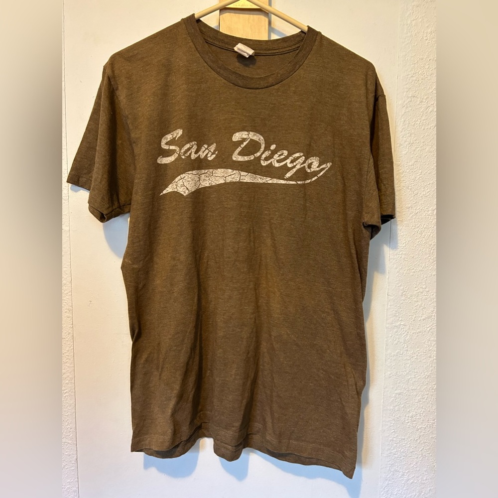 Men’s San Diego tee size medium